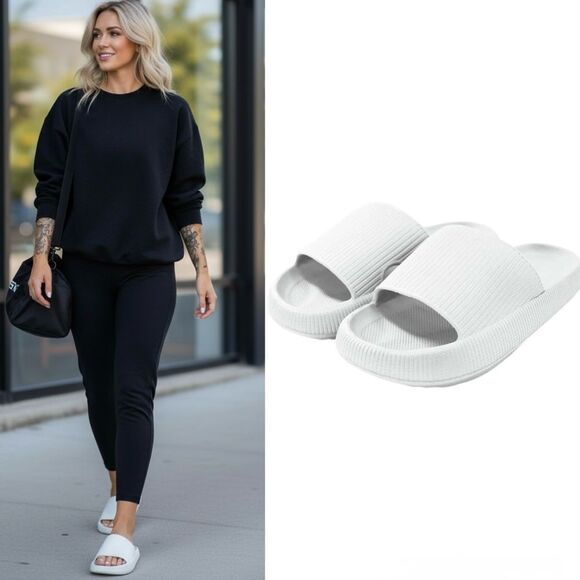 Shoes - The Original Cloudies Women’s Size 9.5-10 Viral Tik Tok Comfort Slides